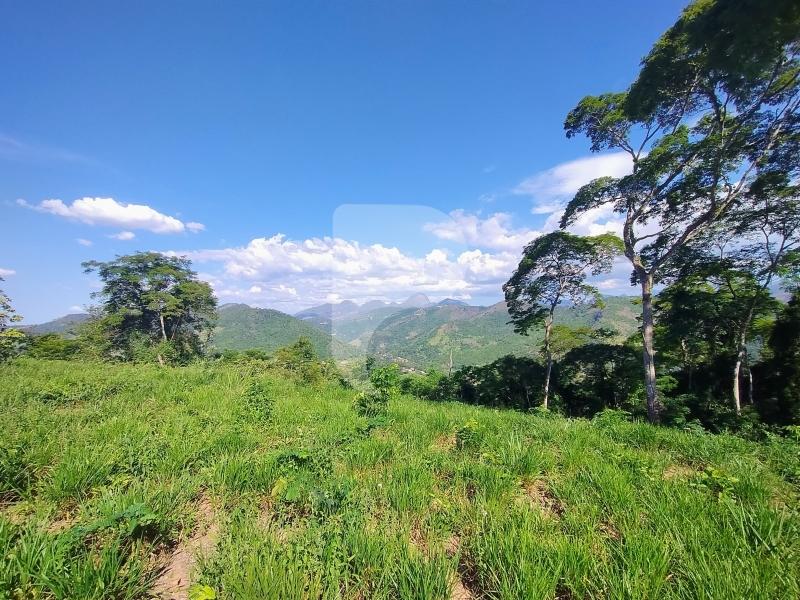 Terreno Residencial à venda em Secretário, Petrópolis - RJ